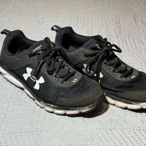 Under Armour charged assert men's 12
